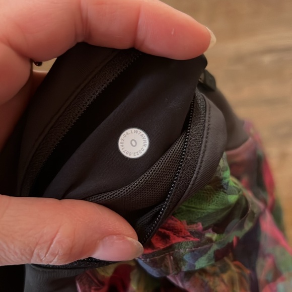 Lululemon Speed Up Shorts 0 Botanical 2.5” - Picture 6 of 8